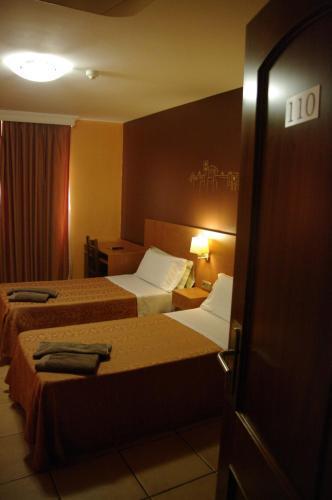 Hotel Solsona Centre Esterno foto